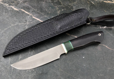 Нож "Секач": сталь - Bohler s390; рукоять - черный граб - карельская береза - нейзильбер - формовочные ножны