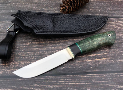 Нож "Медведь": сталь - Bohler М390; рукоять - карельская береза, вставка черный граб - формовочные ножны